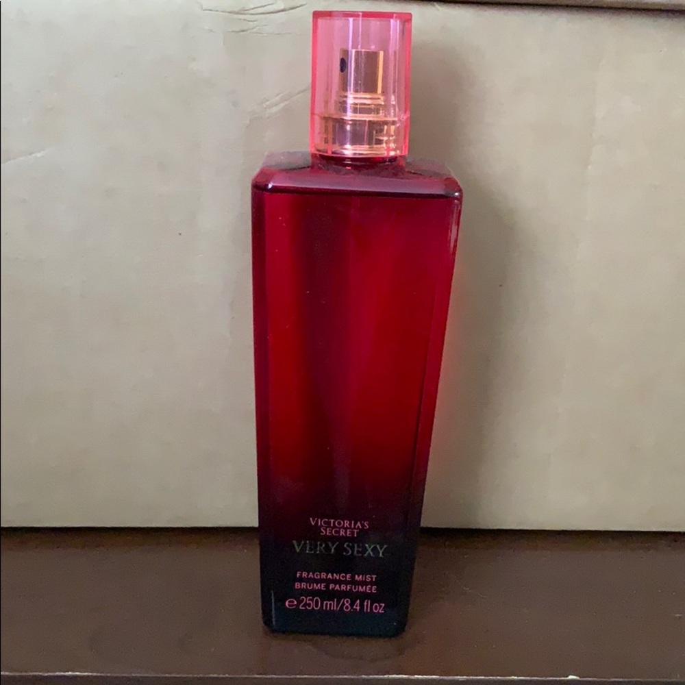 Victoria Secret Very Sexy Frangrance